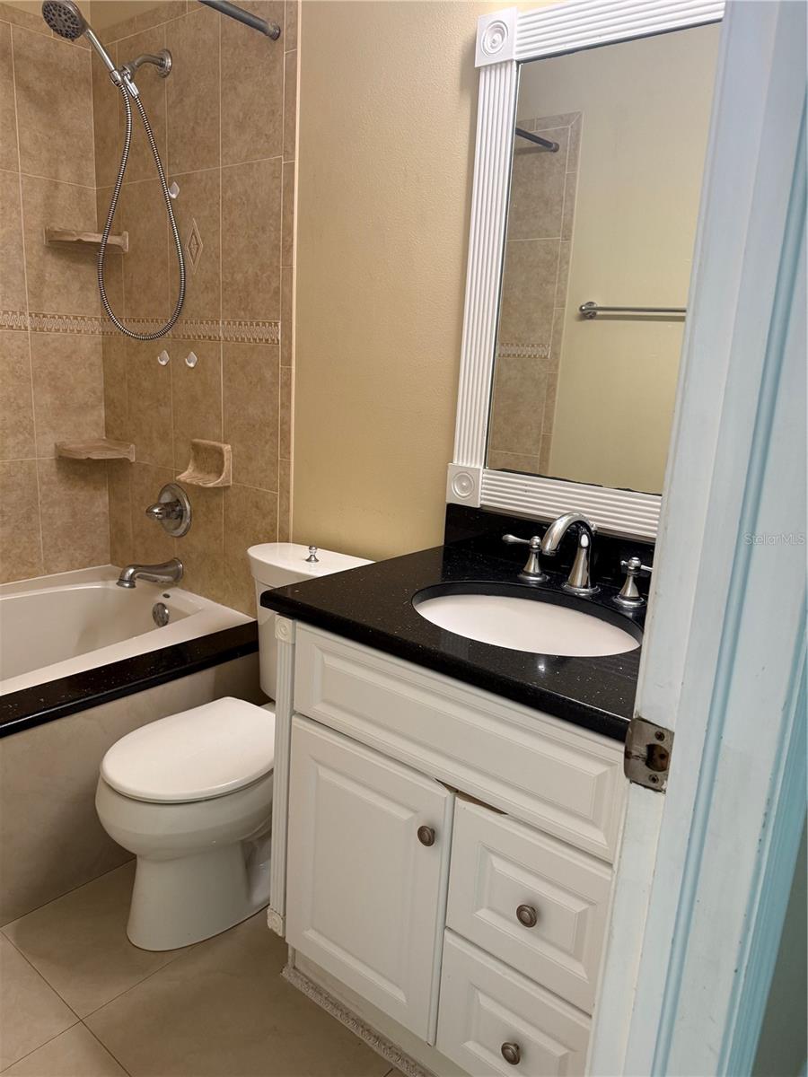 Image 14 of 39 For 11204 Millridge Drive