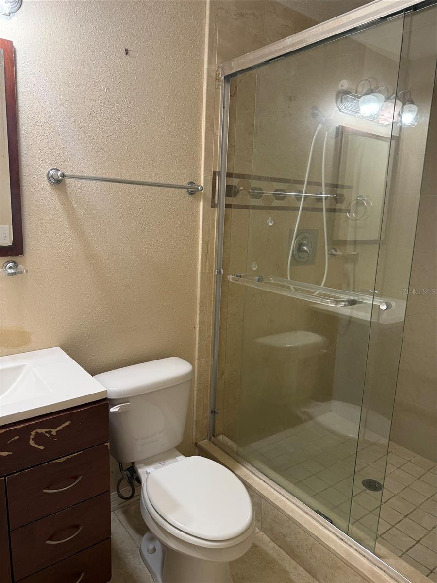 Image 18 of 39 For 11204 Millridge Drive