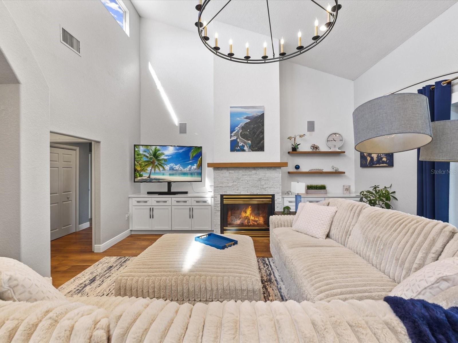 Image 10 of 71 For 617 Kingston Court