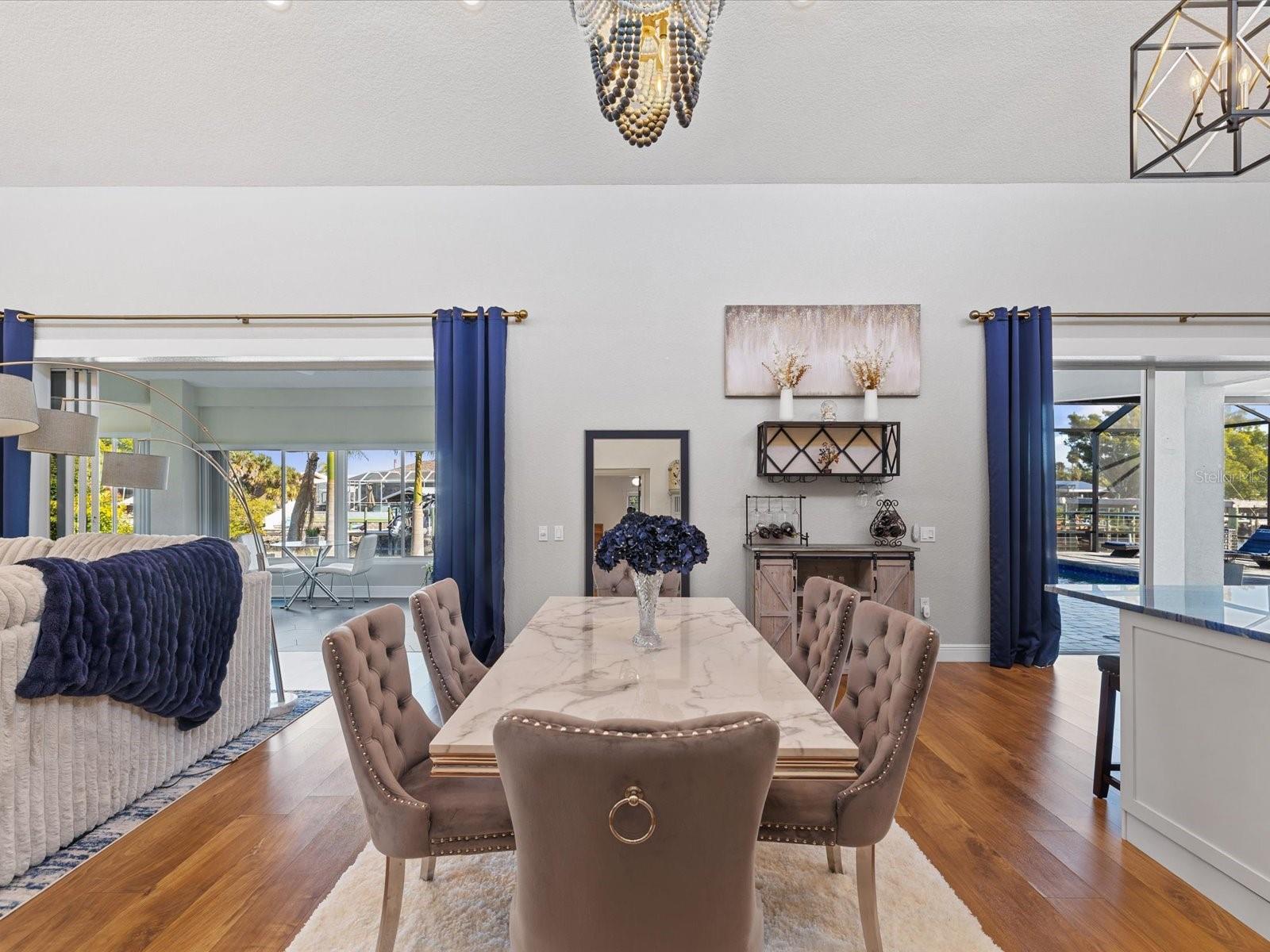 Image 14 of 71 For 617 Kingston Court