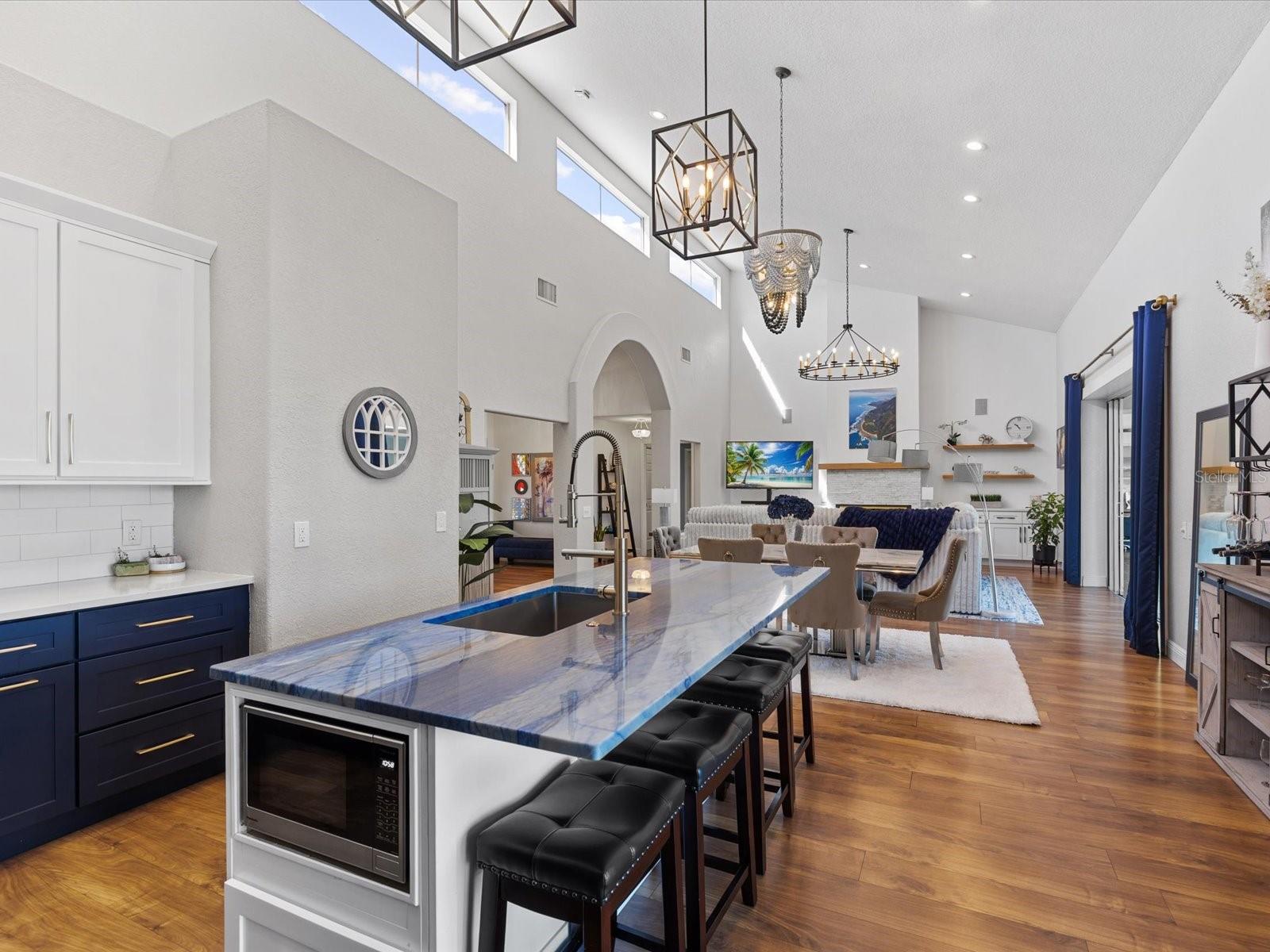 Image 22 of 71 For 617 Kingston Court