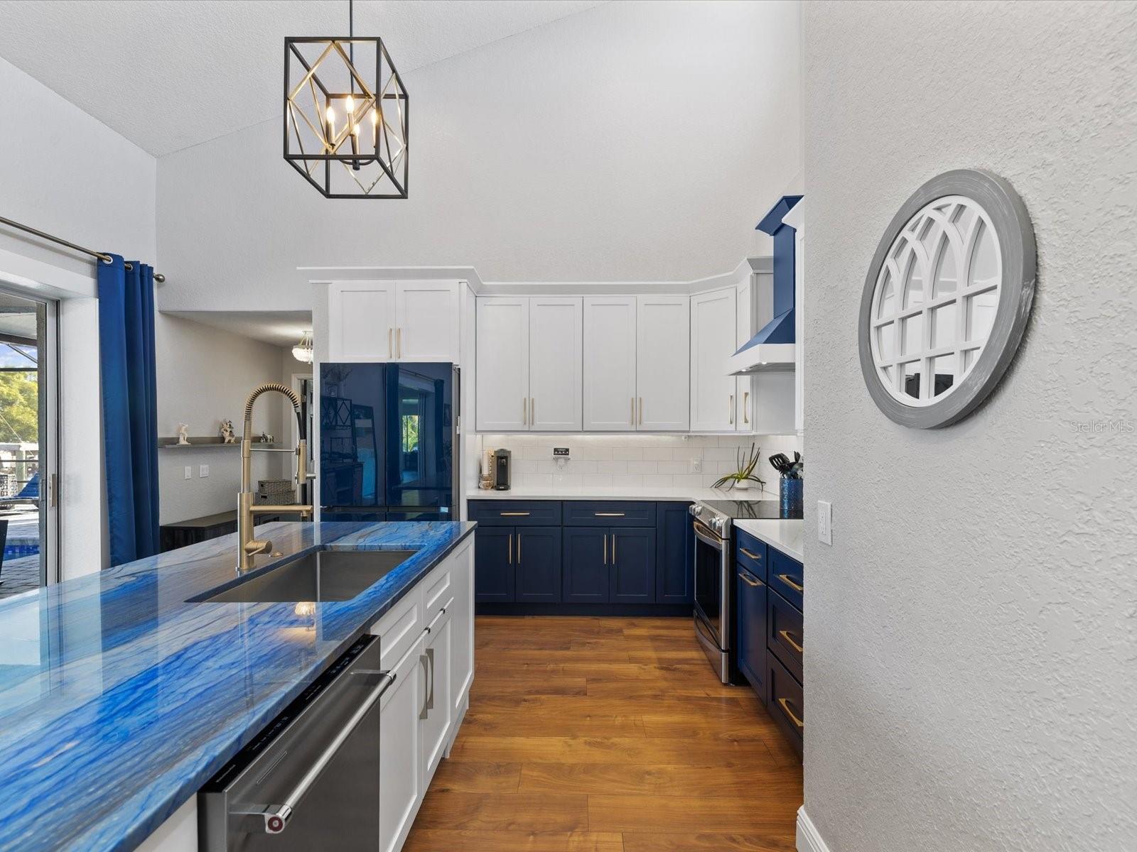 Image 23 of 71 For 617 Kingston Court