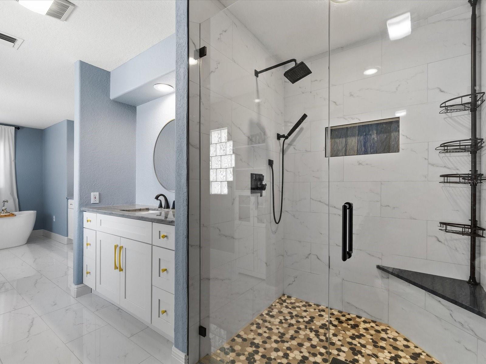 Image 30 of 71 For 617 Kingston Court