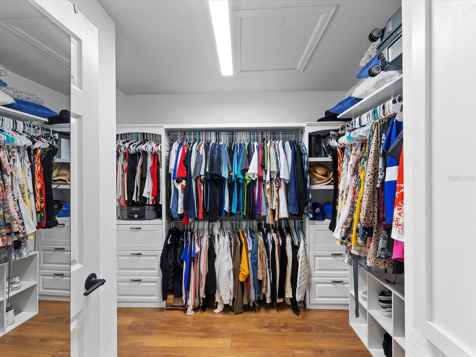 Image 31 of 71 For 617 Kingston Court