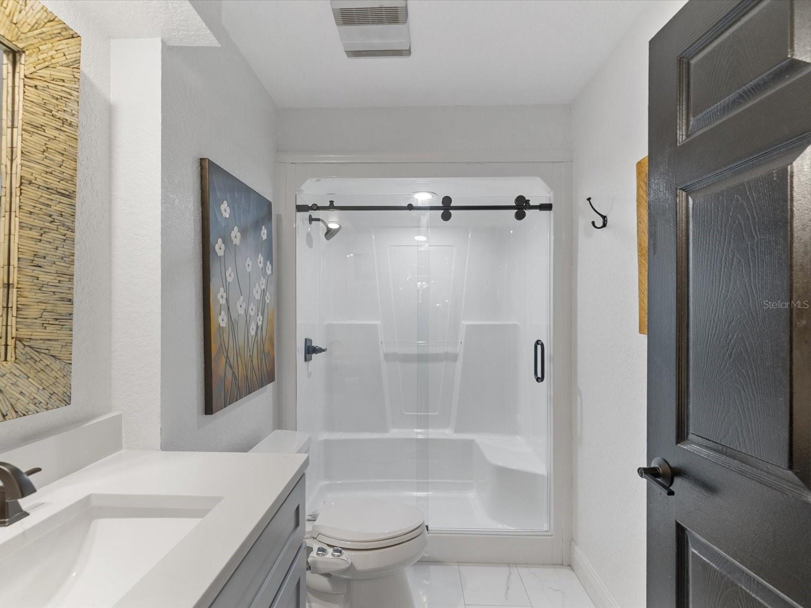 Image 35 of 71 For 617 Kingston Court