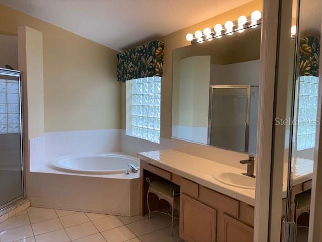 Image 19 of 29 For 18913 Fairwood Court