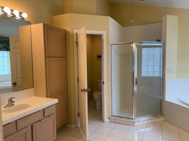 Image 20 of 29 For 18913 Fairwood Court