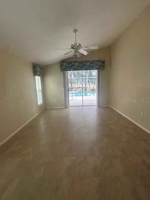 Image 21 of 29 For 18913 Fairwood Court