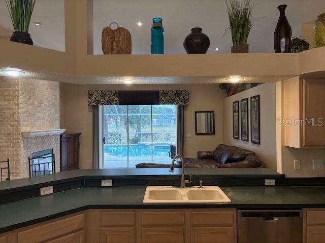 Image 8 of 29 For 18913 Fairwood Court