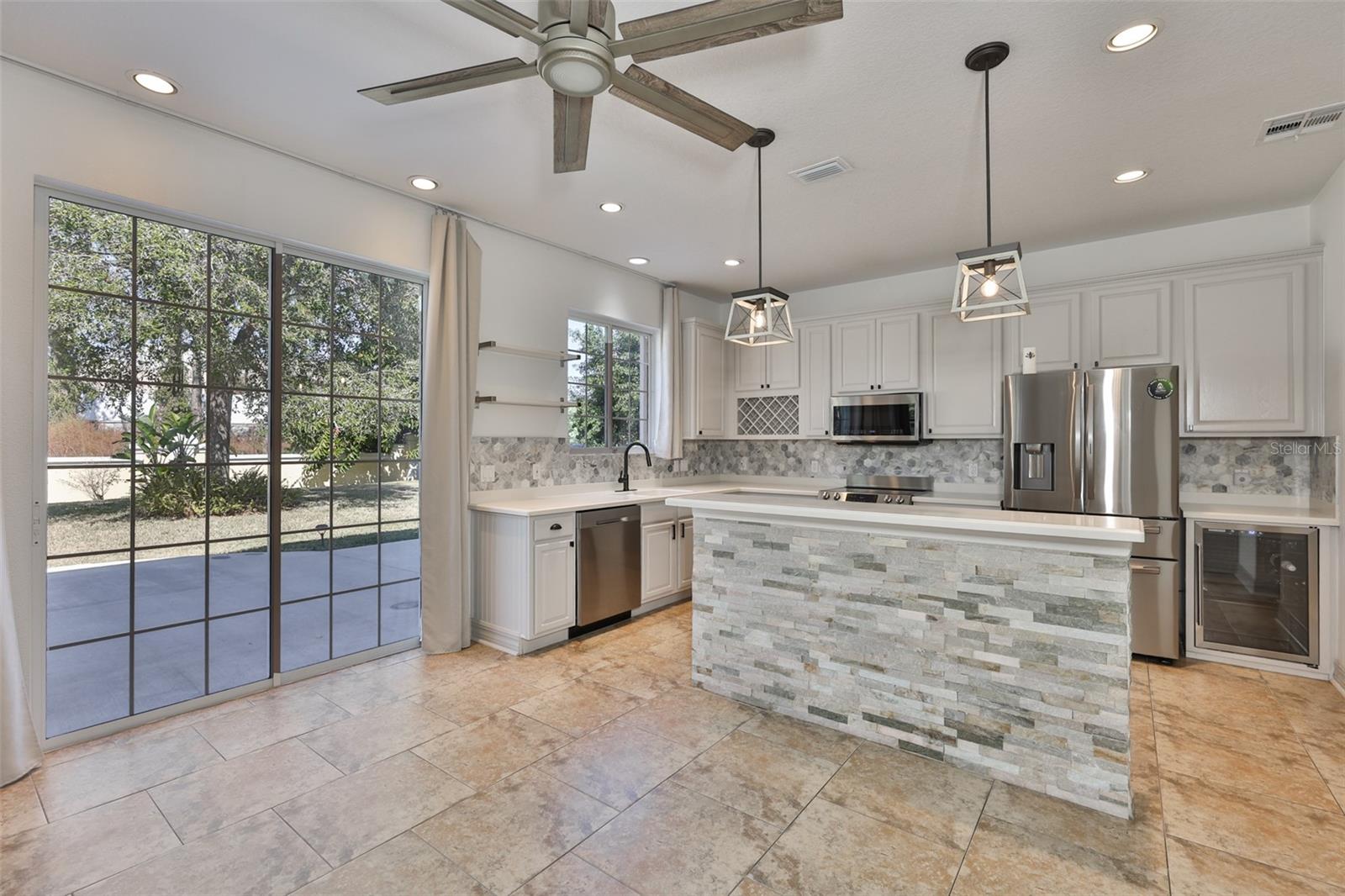 Image 15 of 76 For 5412 Hammock View Lane