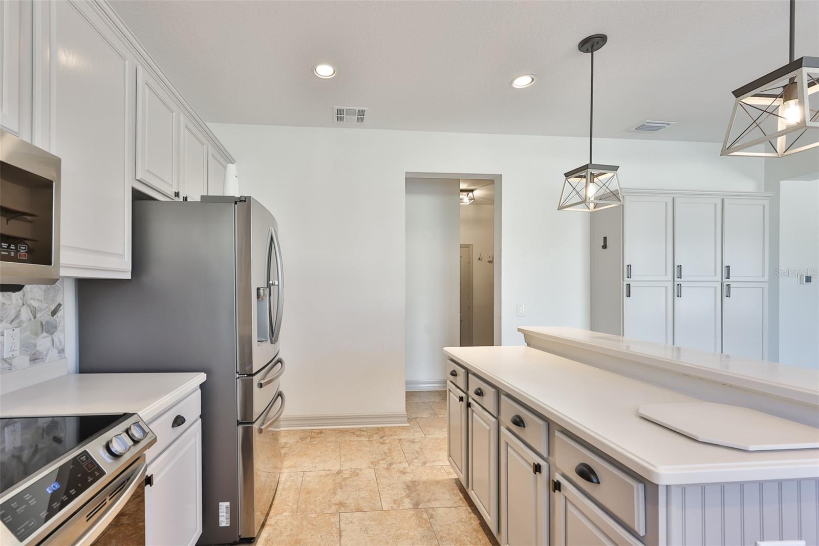 Image 20 of 76 For 5412 Hammock View Lane