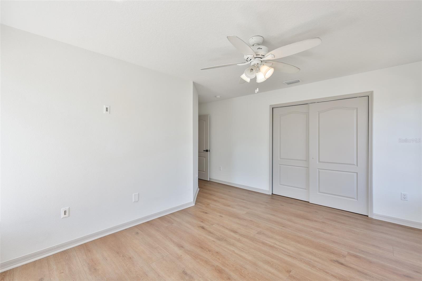 Image 40 of 76 For 5412 Hammock View Lane