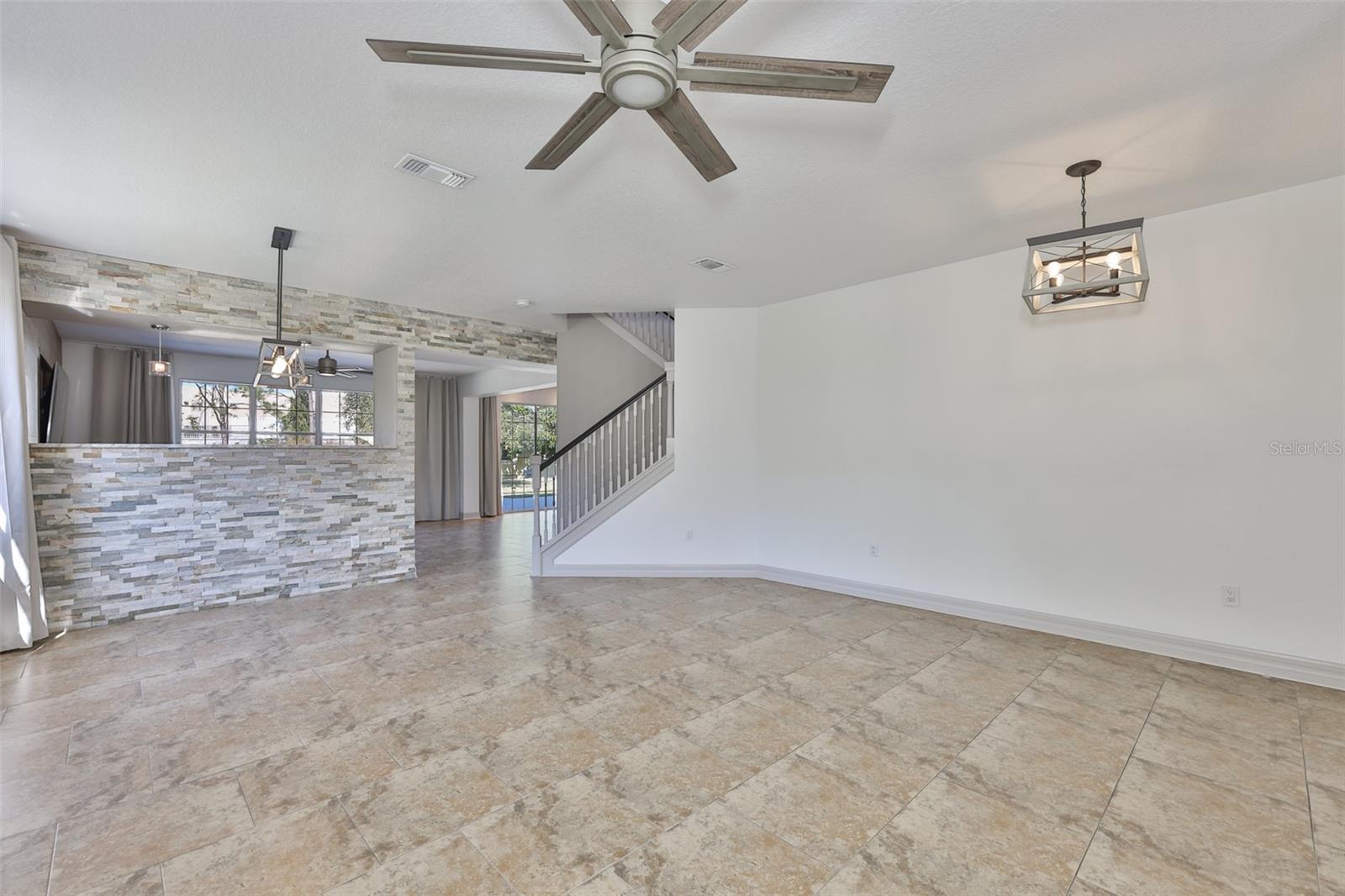 Image 8 of 76 For 5412 Hammock View Lane