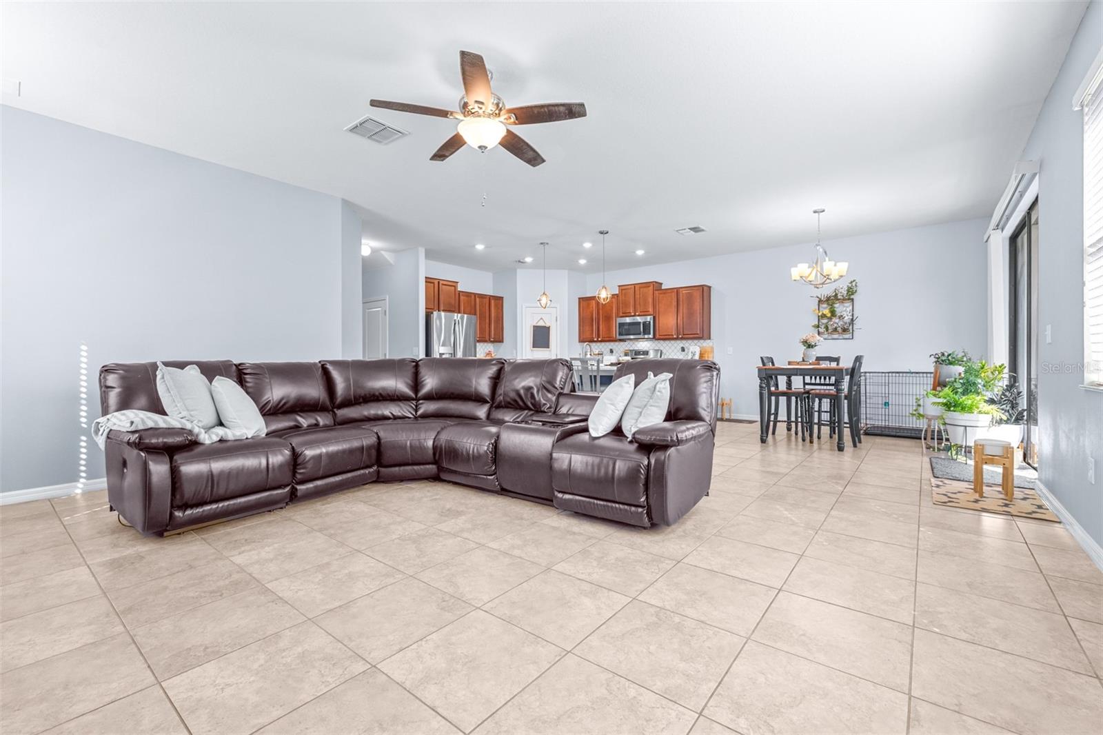 Image 14 of 63 For 8132 Seagarden Lane