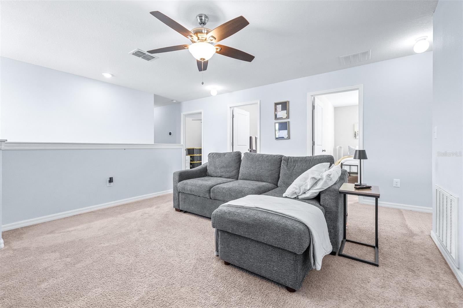 Image 22 of 63 For 8132 Seagarden Lane