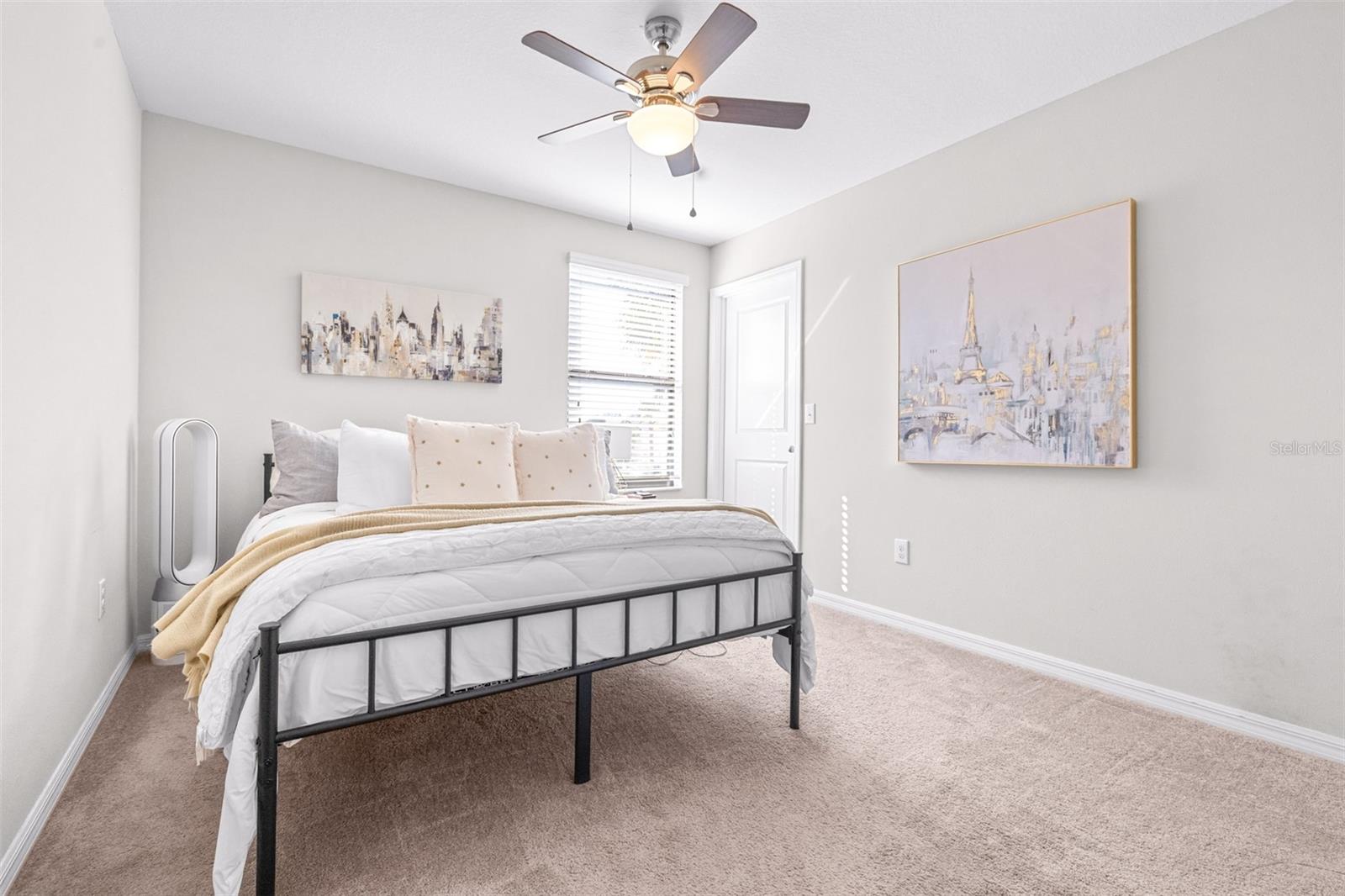 Image 34 of 63 For 8132 Seagarden Lane