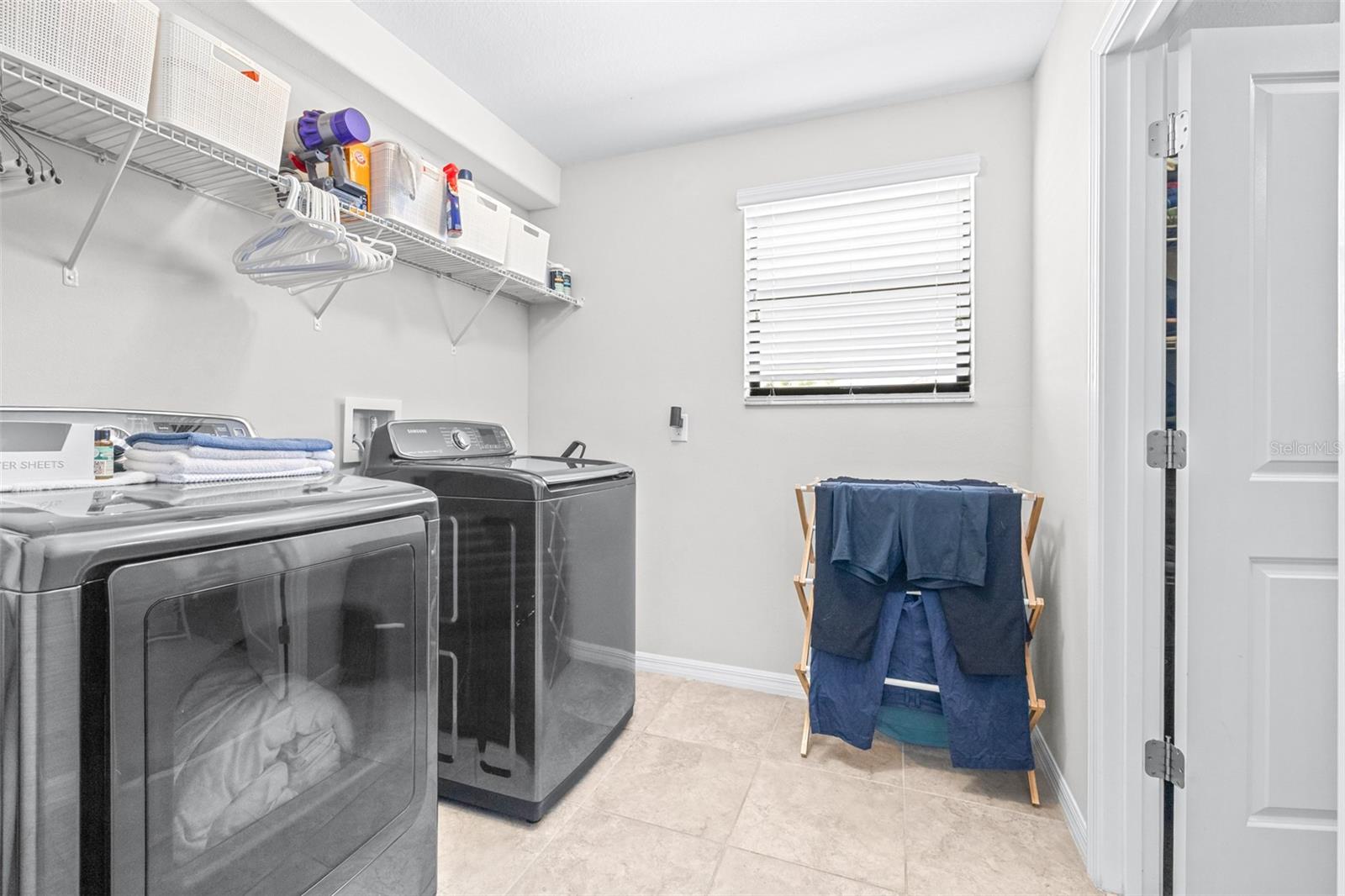 Image 38 of 63 For 8132 Seagarden Lane