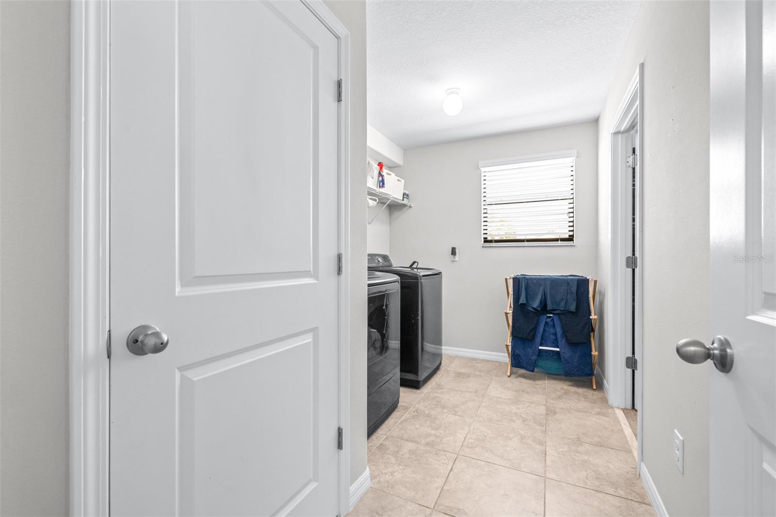 Image 39 of 63 For 8132 Seagarden Lane