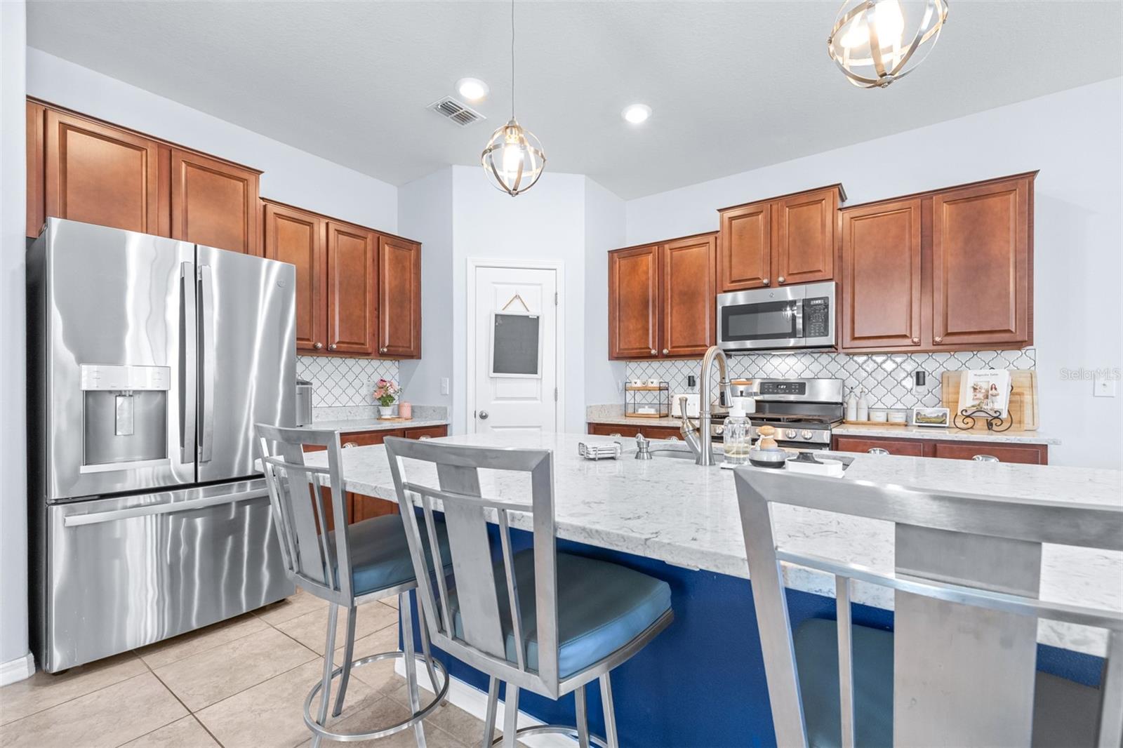 Image 7 of 63 For 8132 Seagarden Lane