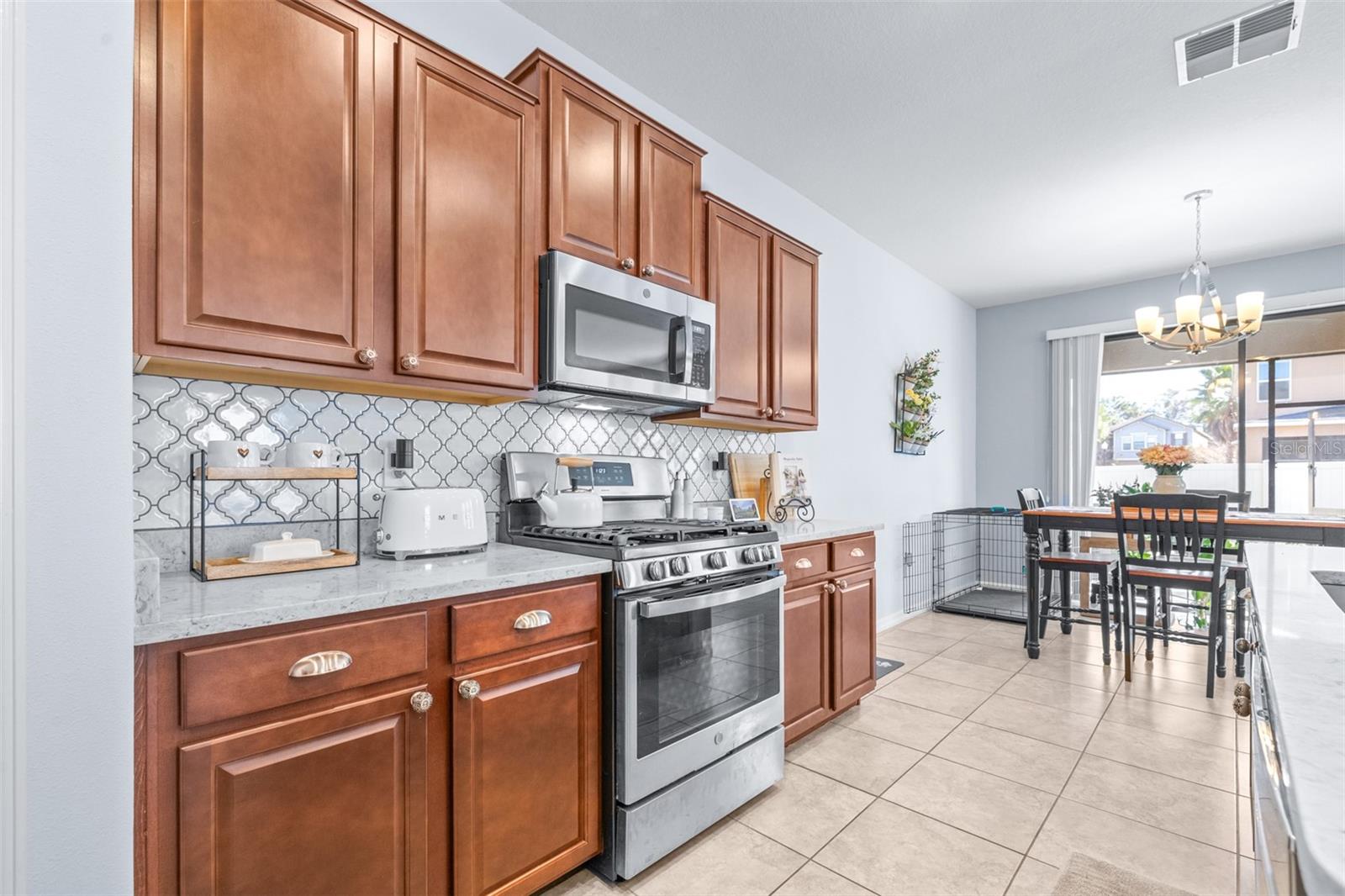 Image 9 of 63 For 8132 Seagarden Lane