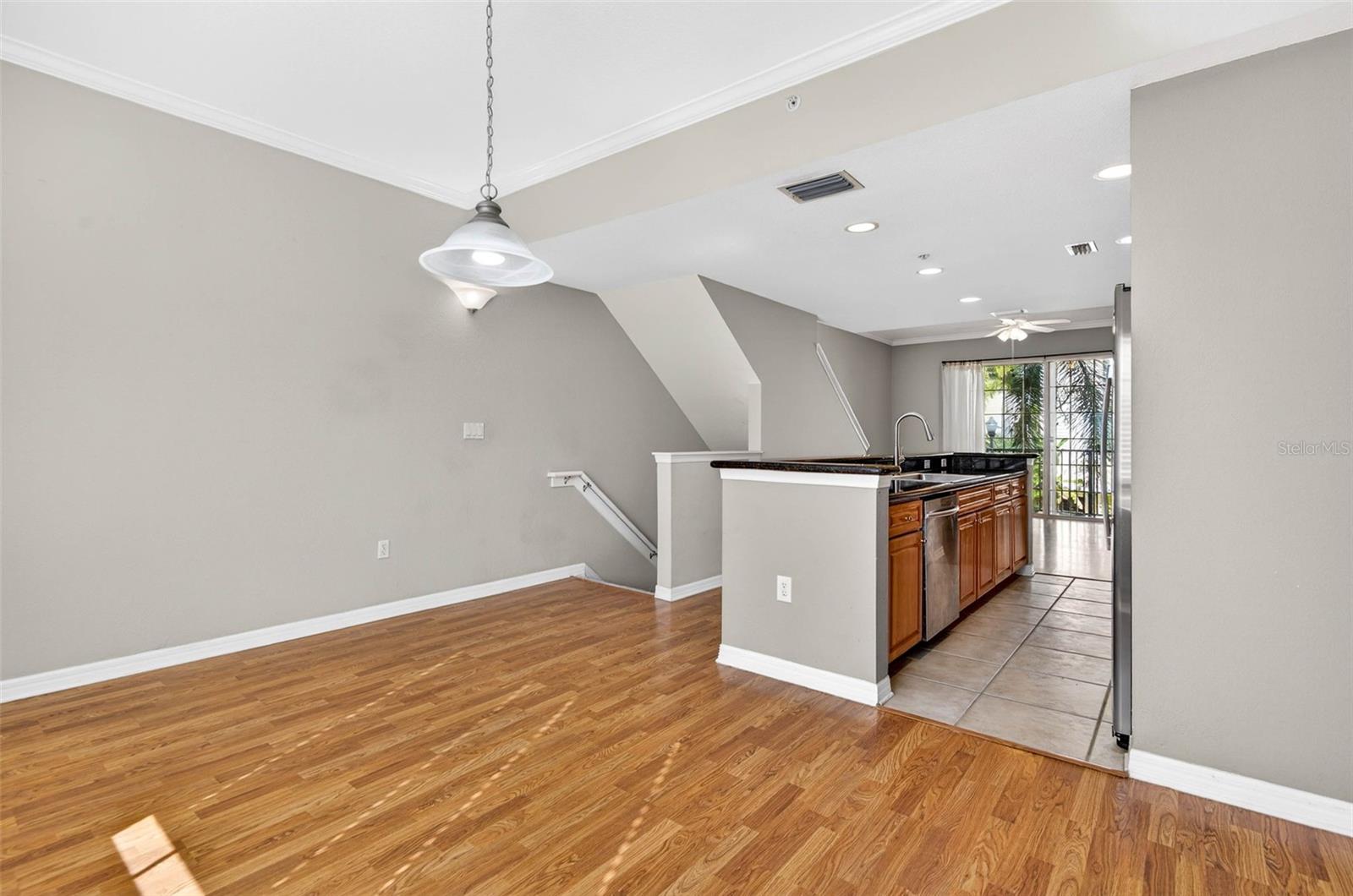 Image 10 of 50 For 9739 Meadow Field Circle