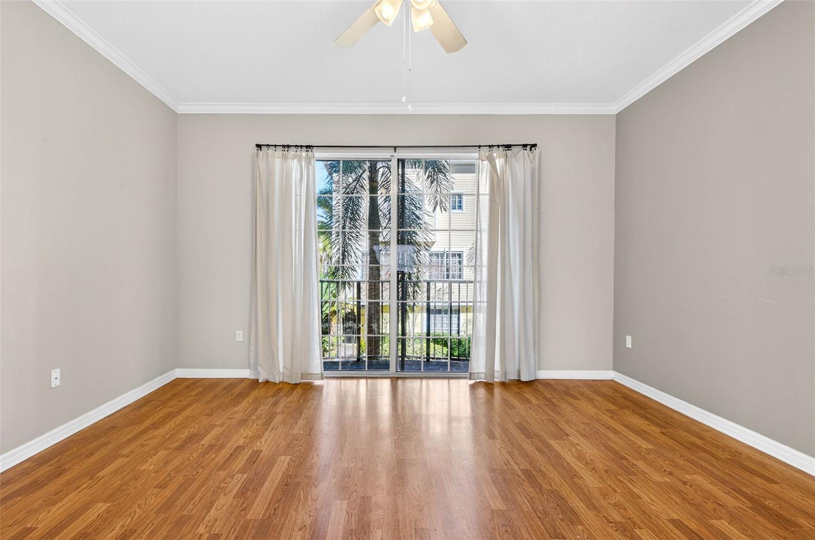 Image 15 of 50 For 9739 Meadow Field Circle