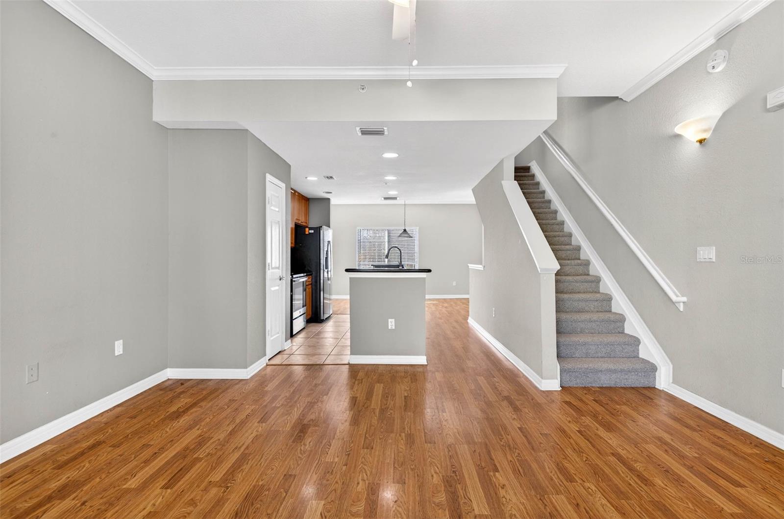 Image 19 of 50 For 9739 Meadow Field Circle