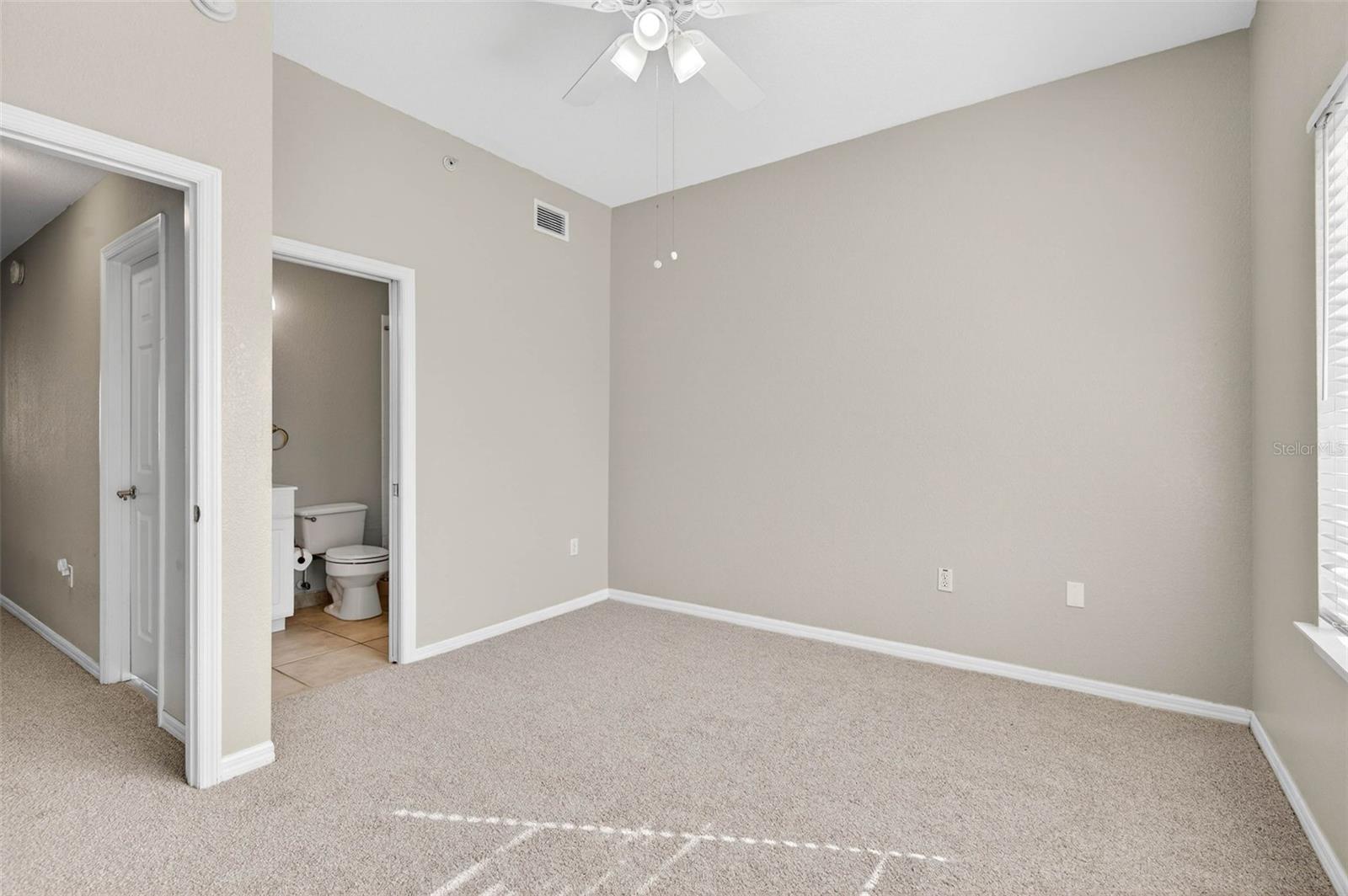 Image 29 of 50 For 9739 Meadow Field Circle