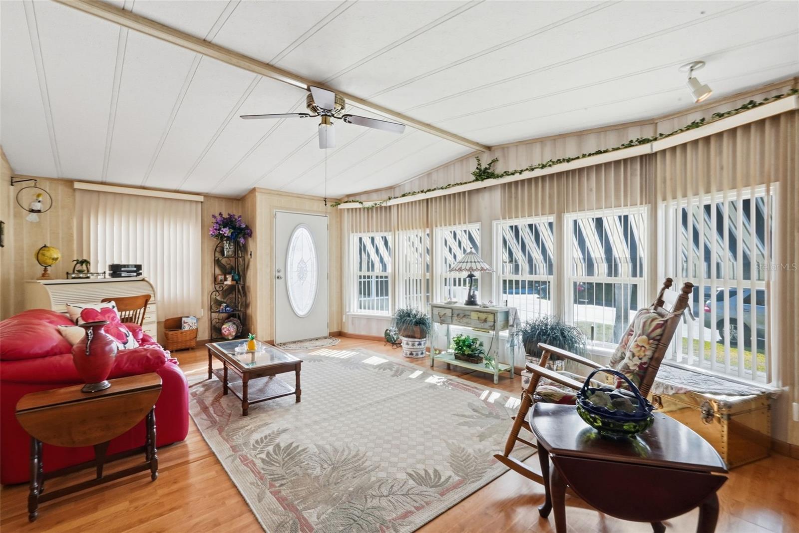 Image 5 of 35 For 9790 66th Street N 130