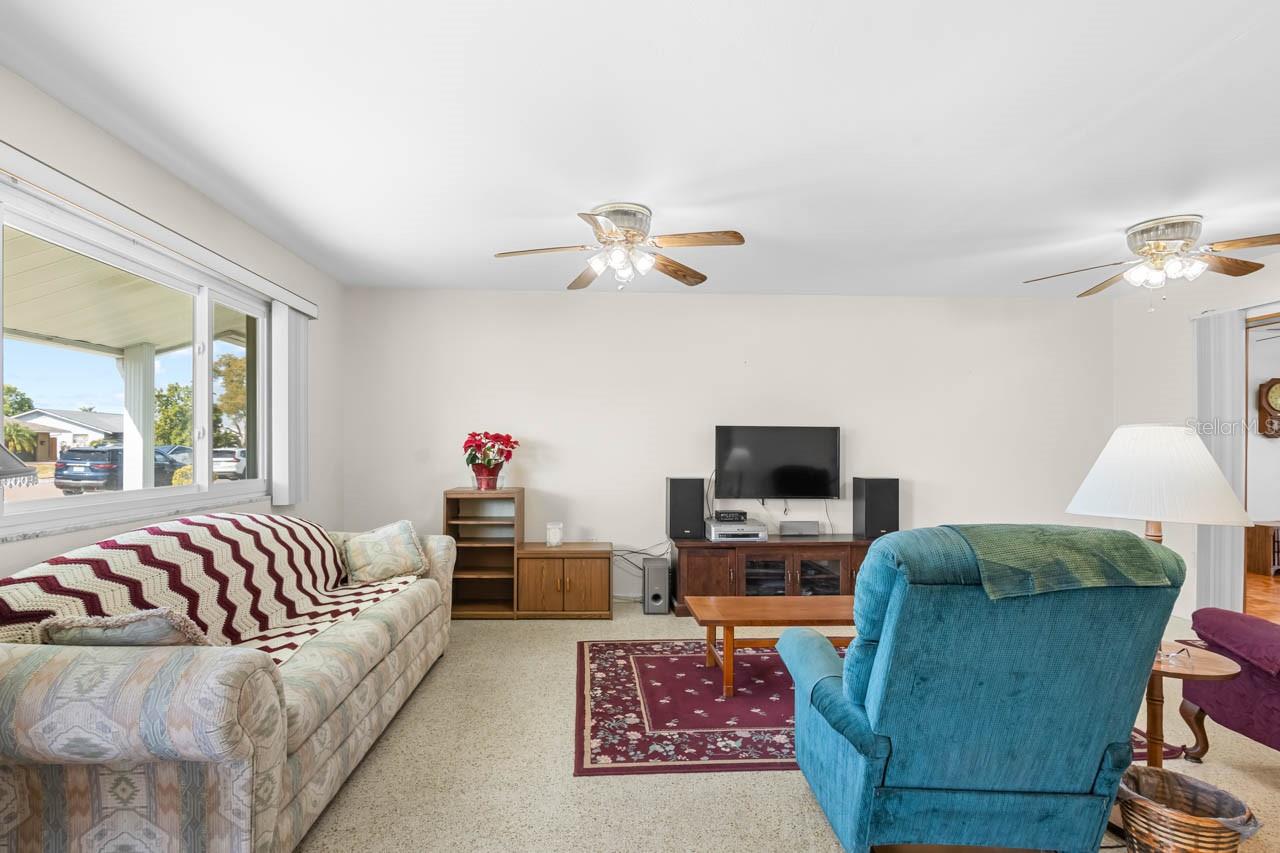 Image 5 of 37 For 1001 Augusta Drive