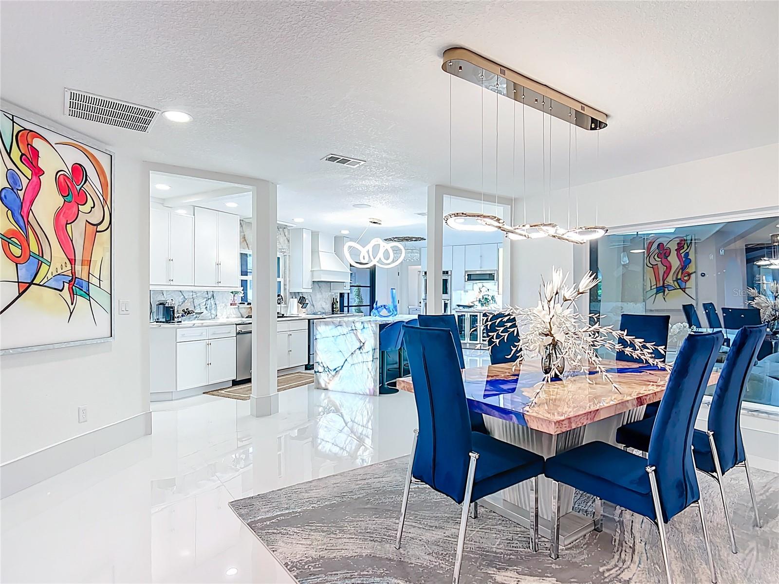 Image 16 of 74 For 823 Kings Bay Drive