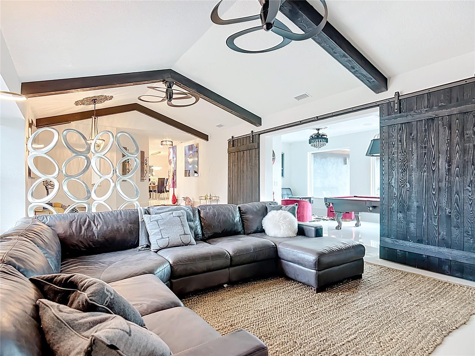 Image 24 of 74 For 823 Kings Bay Drive