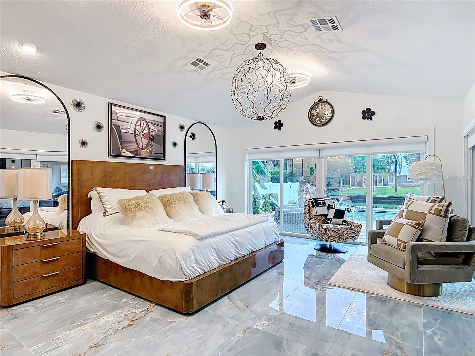 Image 42 of 74 For 823 Kings Bay Drive