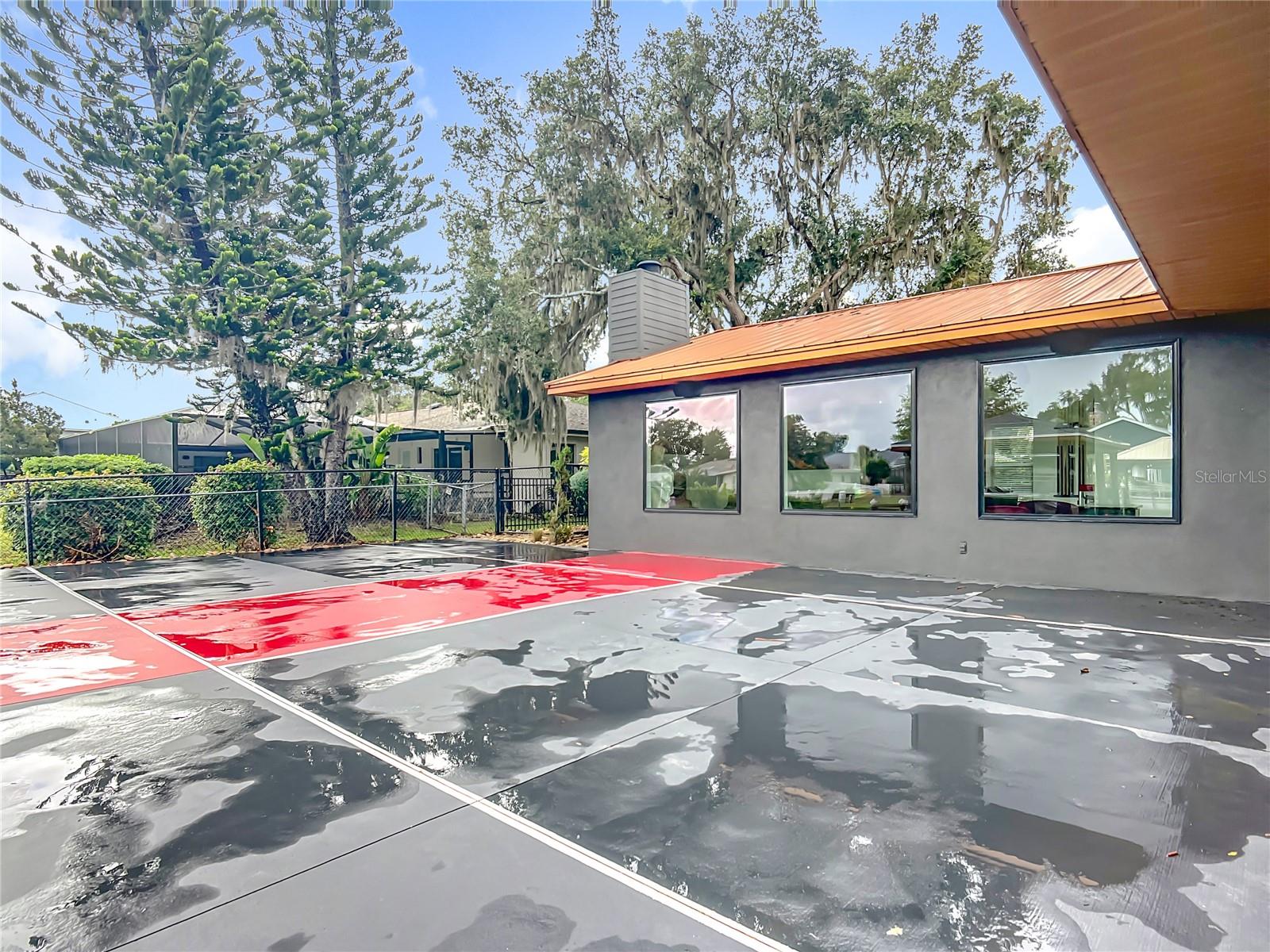 Image 61 of 74 For 823 Kings Bay Drive