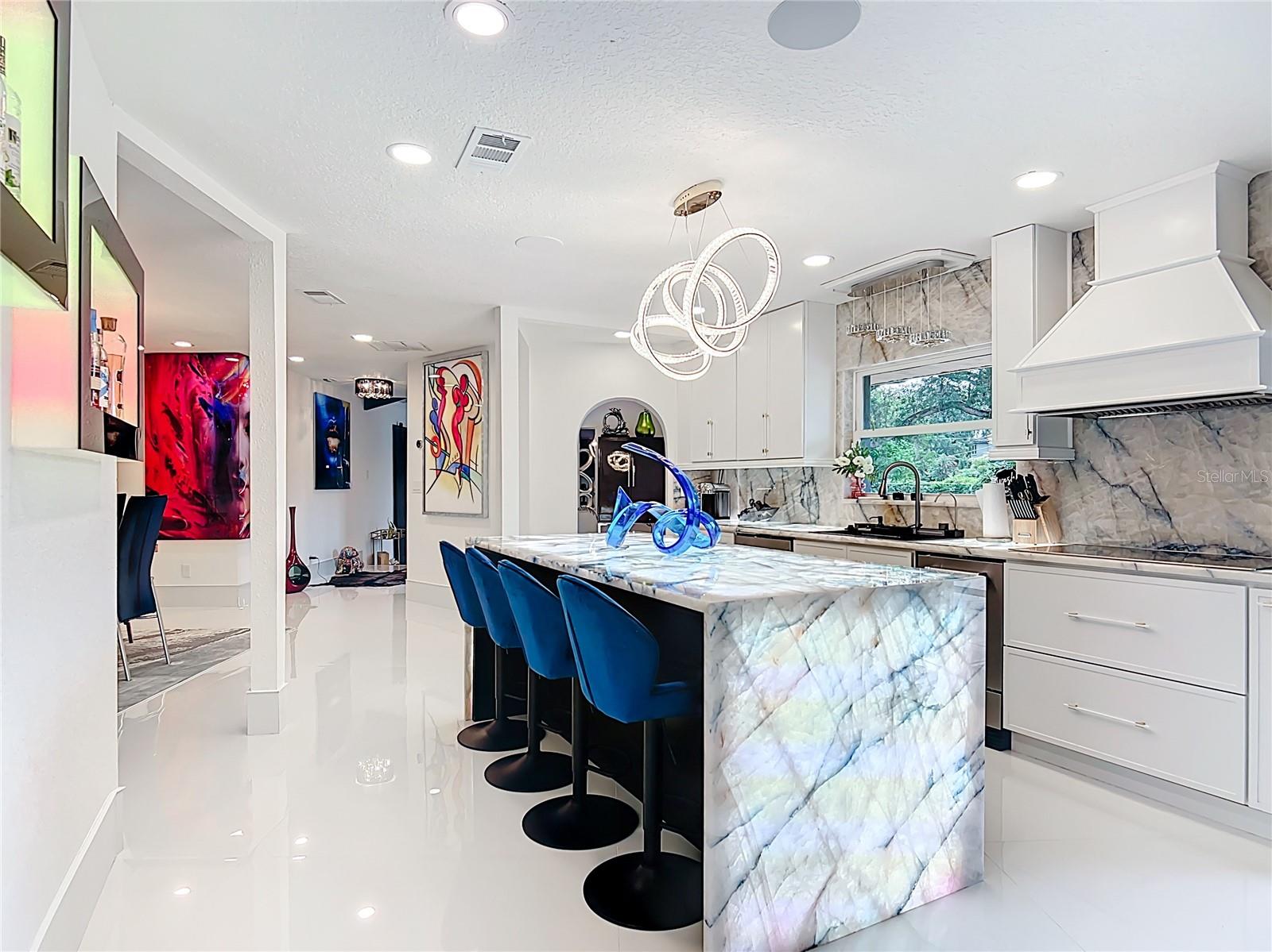 Image 8 of 74 For 823 Kings Bay Drive