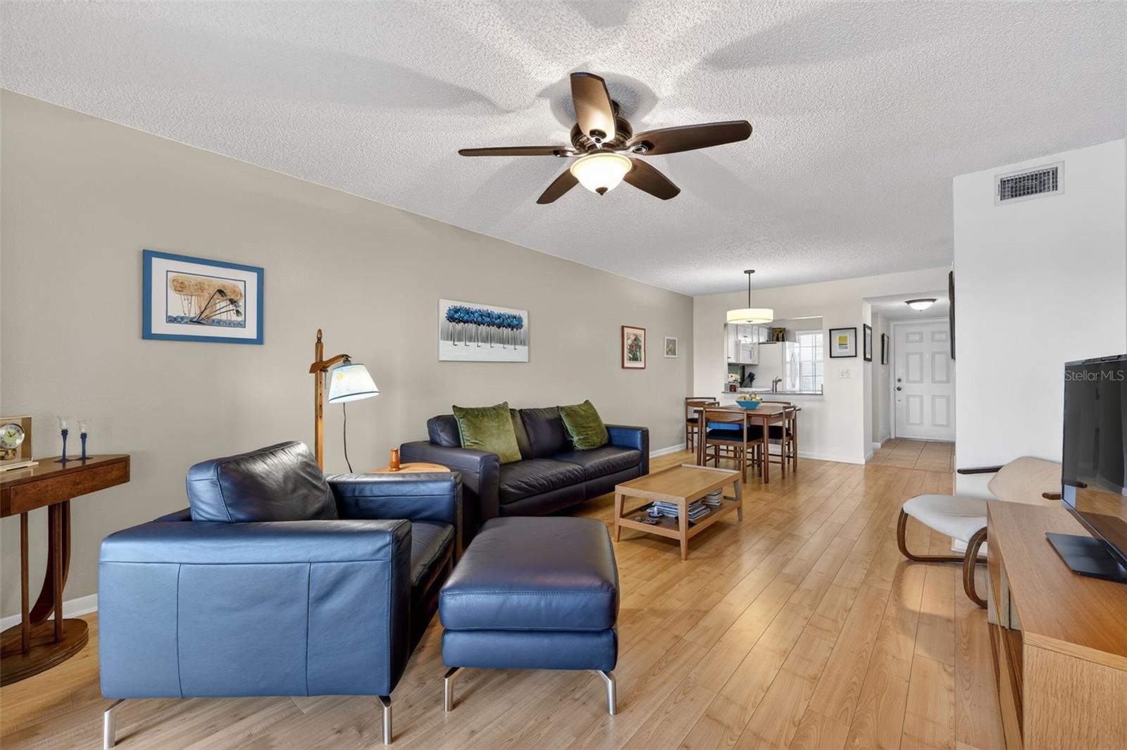 Image 14 of 34 For 1438 Millstream Lane 105