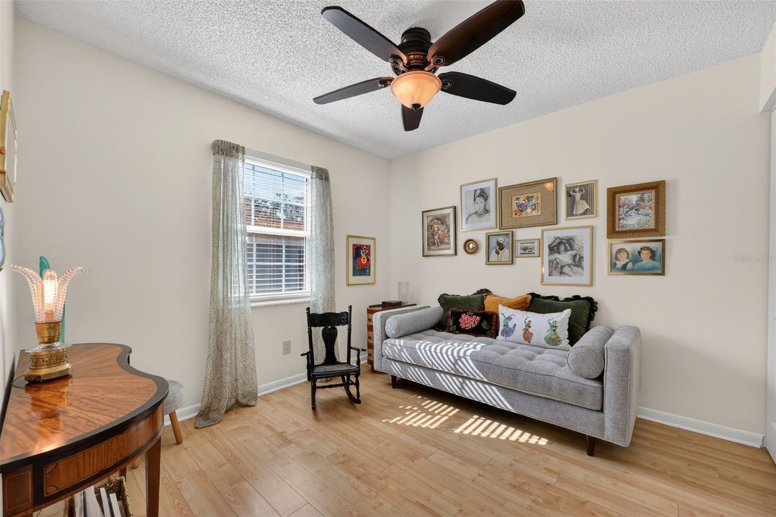 Image 23 of 34 For 1438 Millstream Lane 105