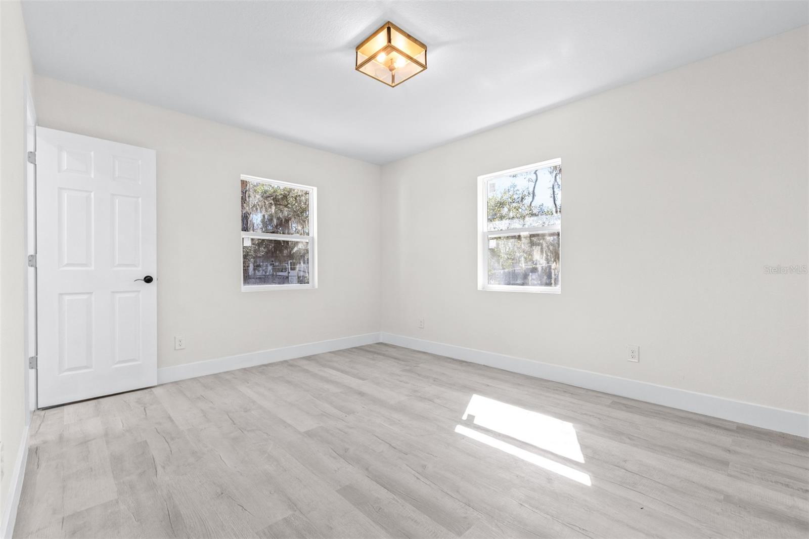 Image 21 of 40 For 34534 Orchid Parkway