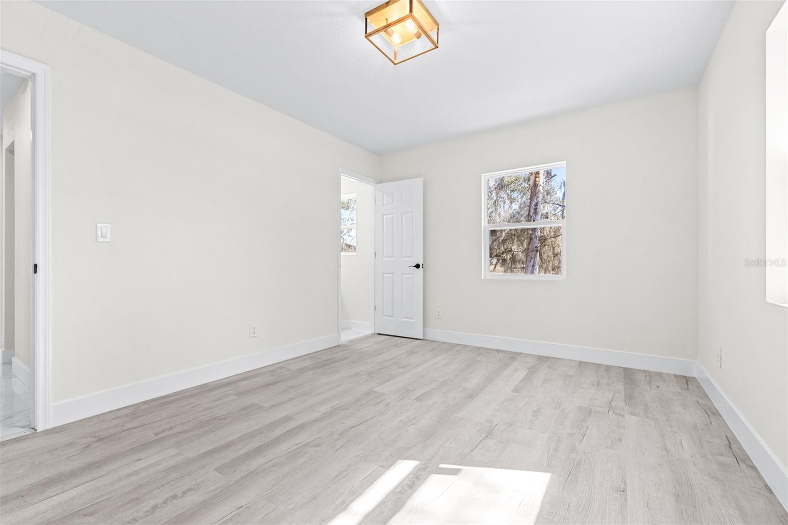 Image 22 of 40 For 34534 Orchid Parkway