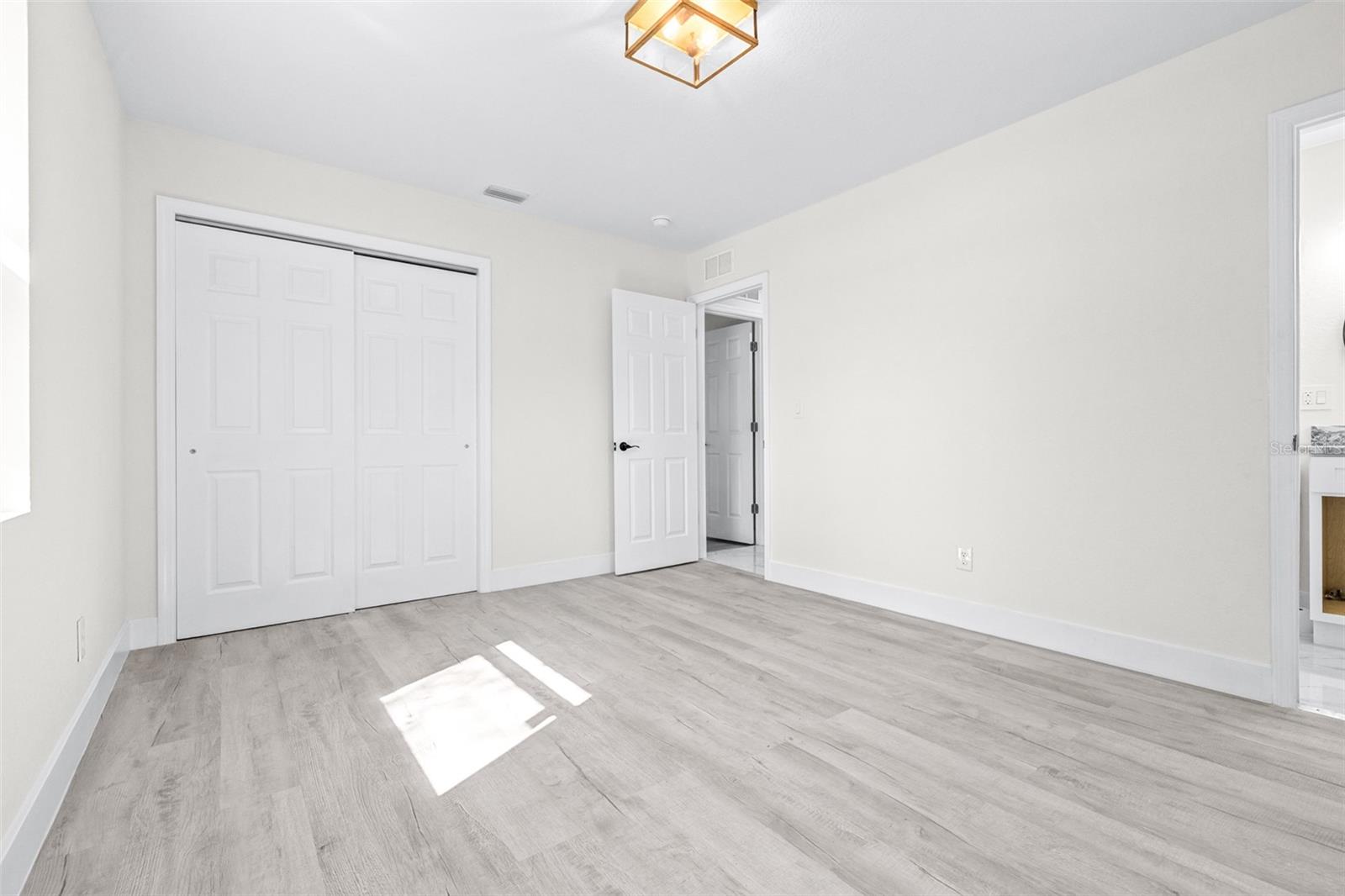 Image 23 of 40 For 34534 Orchid Parkway