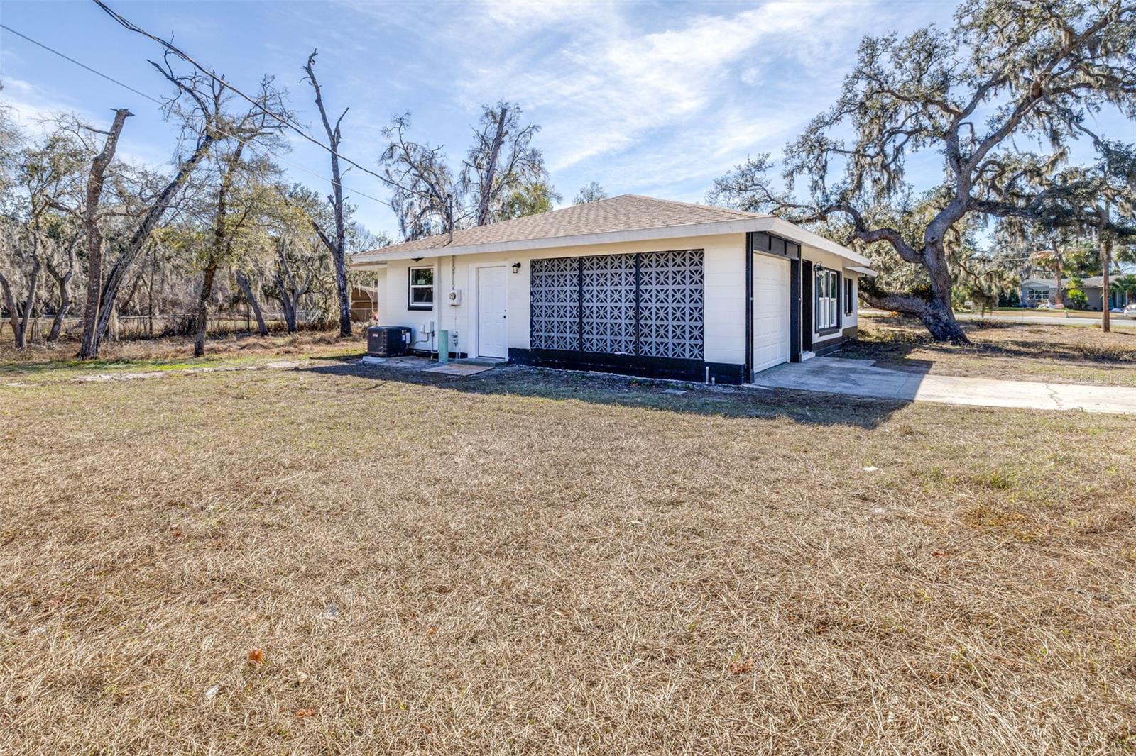 Image 32 of 40 For 34534 Orchid Parkway