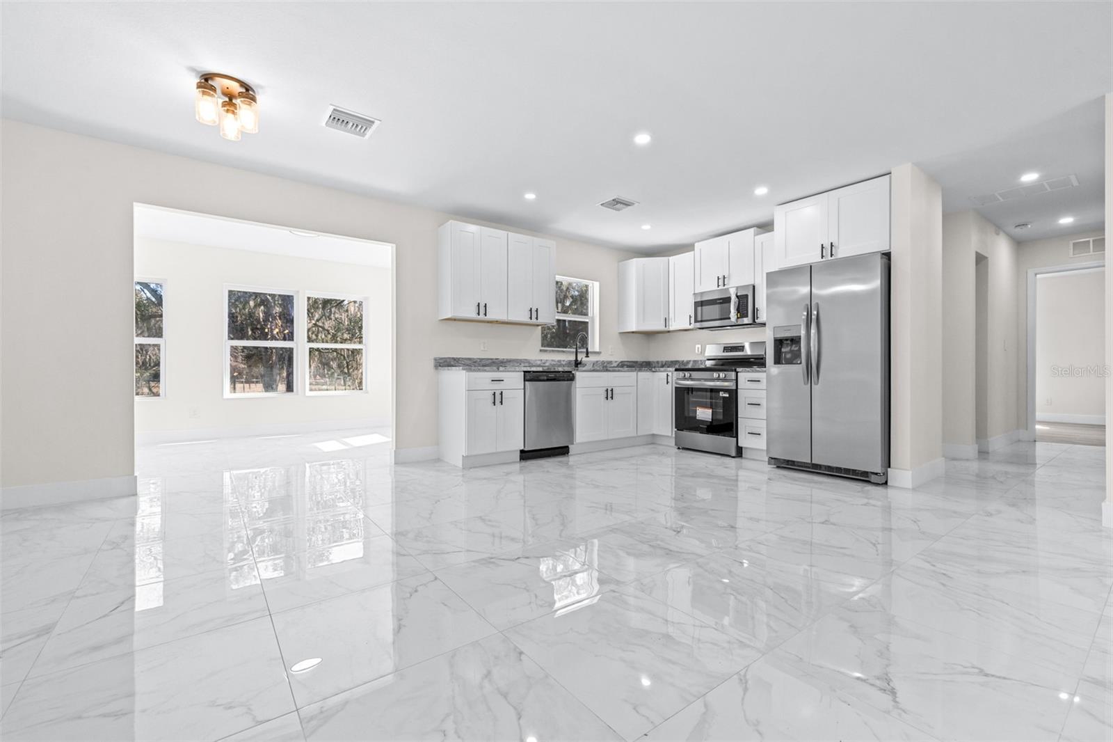 Image 9 of 40 For 34534 Orchid Parkway