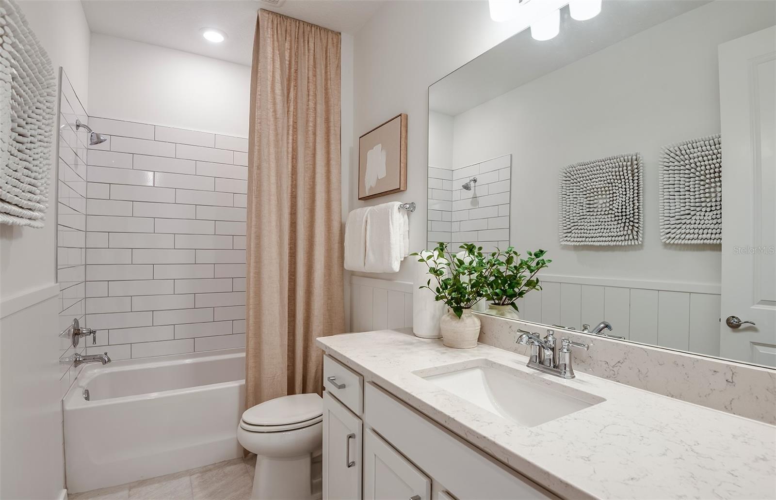 Listing photo id 15 for 3620 Obsidian Drive