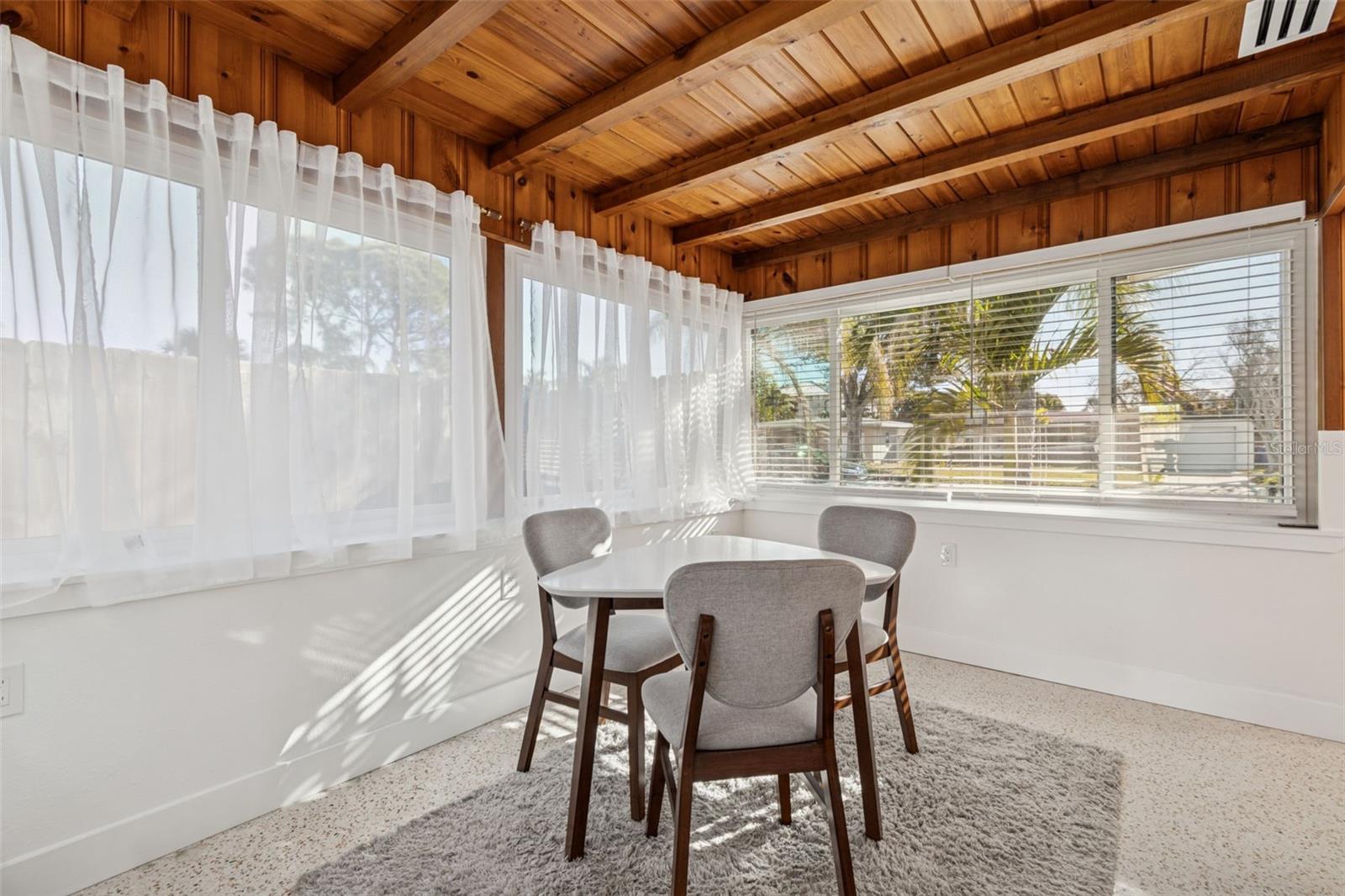 Image 12 of 34 For 2488 Del Rio Way