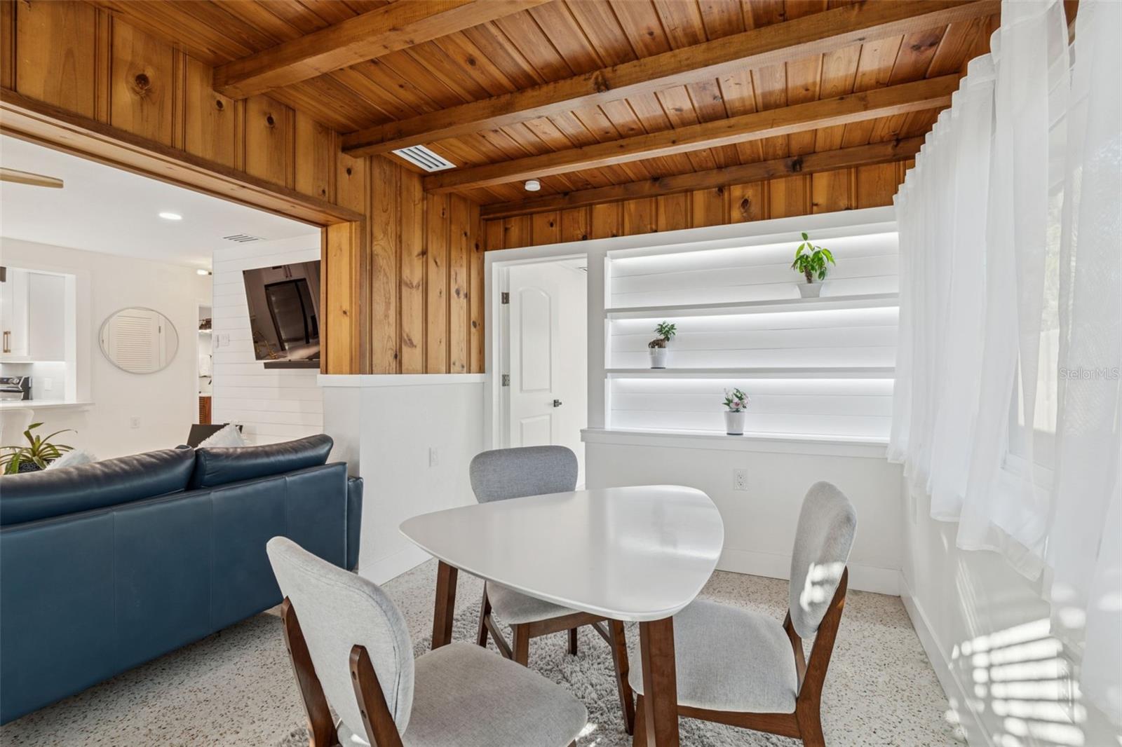 Image 13 of 34 For 2488 Del Rio Way