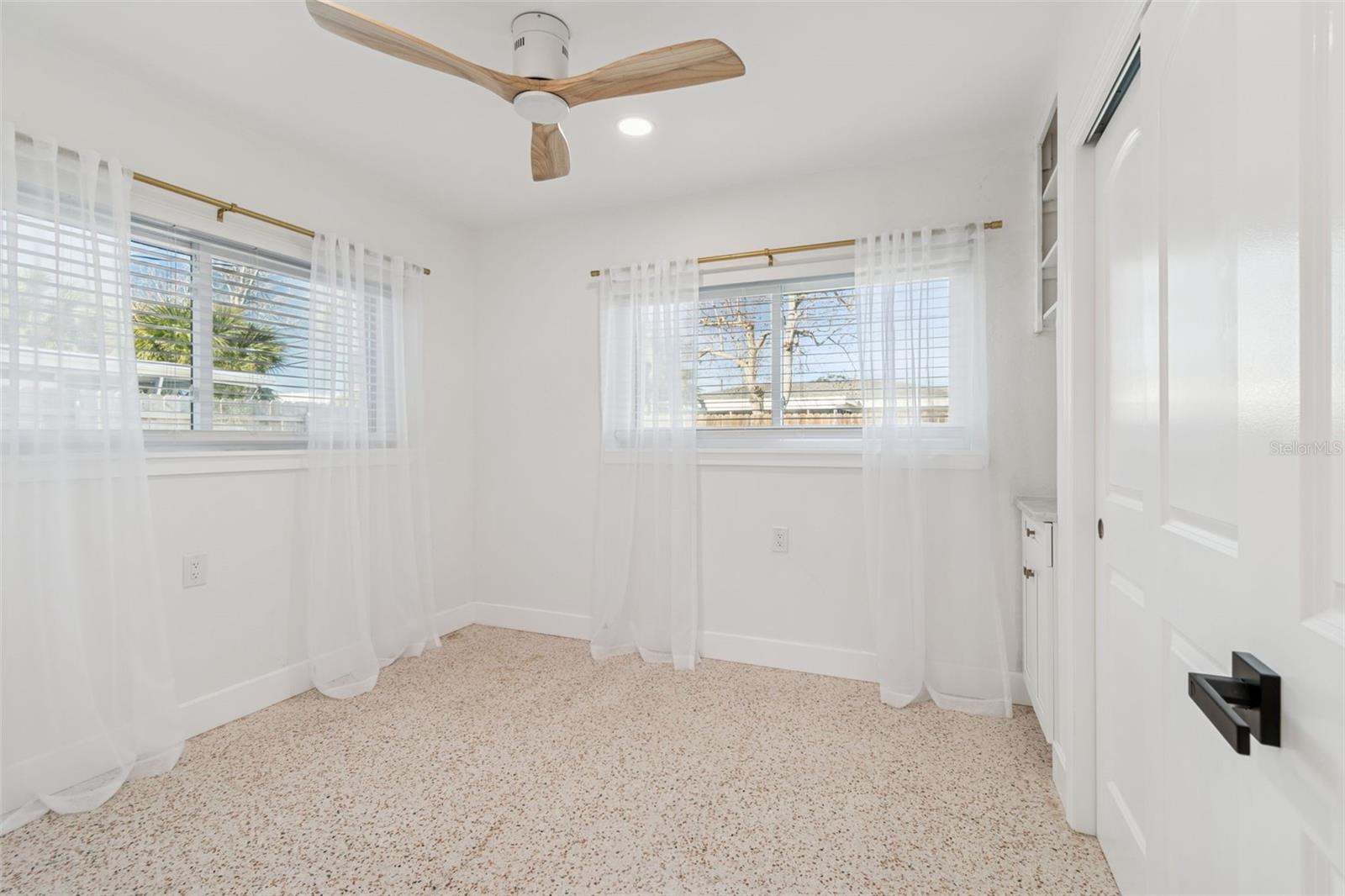 Image 24 of 34 For 2488 Del Rio Way