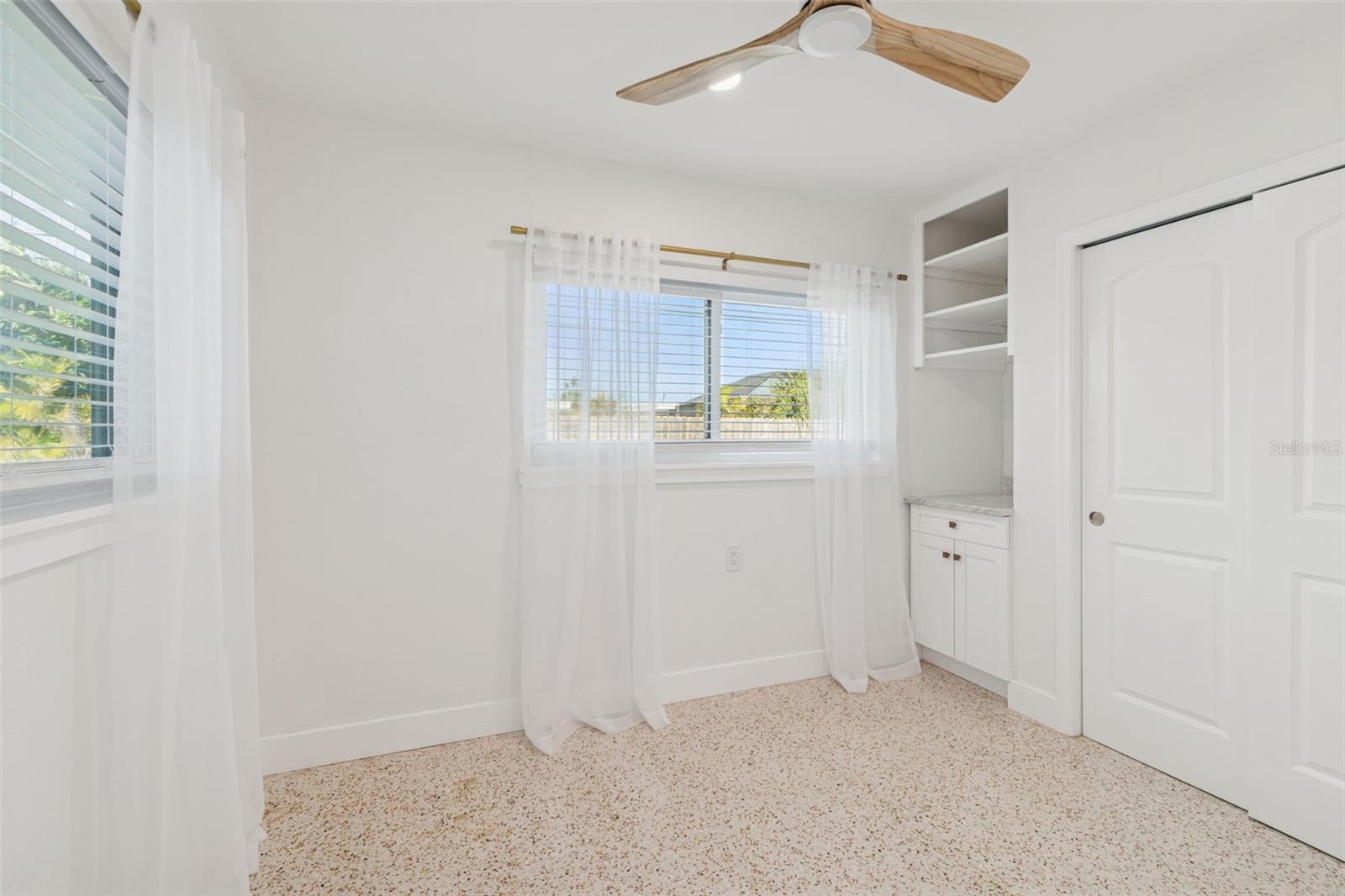 Image 25 of 34 For 2488 Del Rio Way