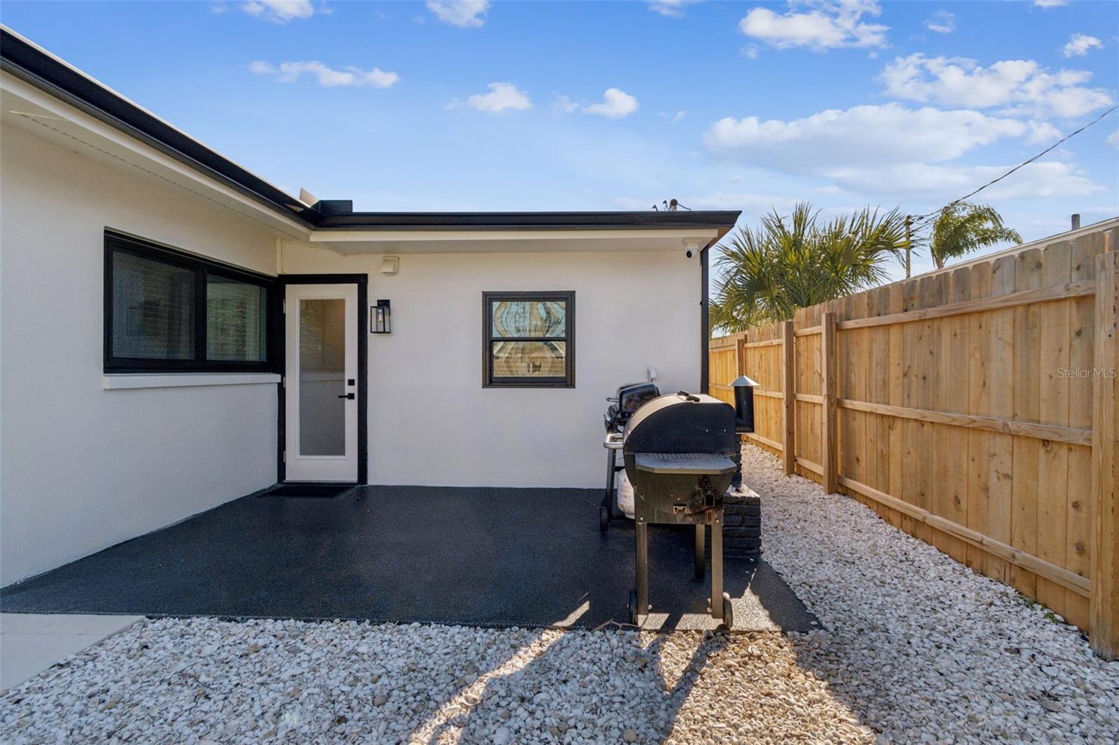 Image 28 of 34 For 2488 Del Rio Way