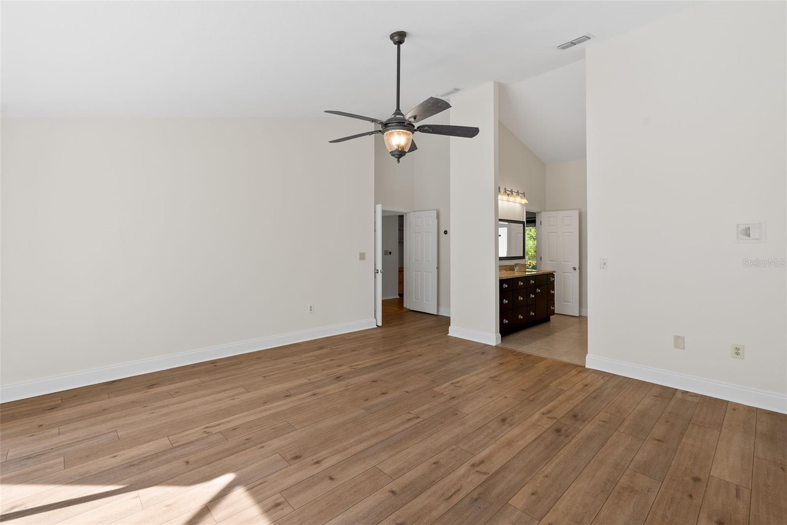 Image 24 of 62 For 3089 Ashland Terrace