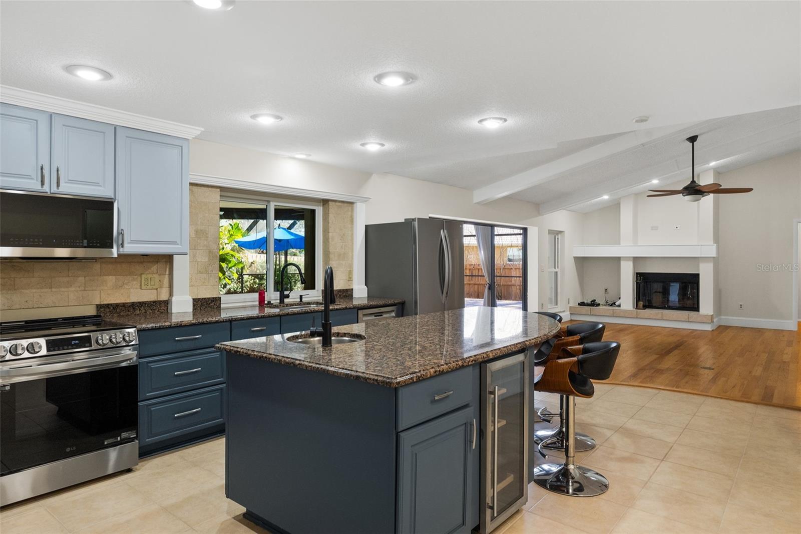 Image 33 of 62 For 3089 Ashland Terrace